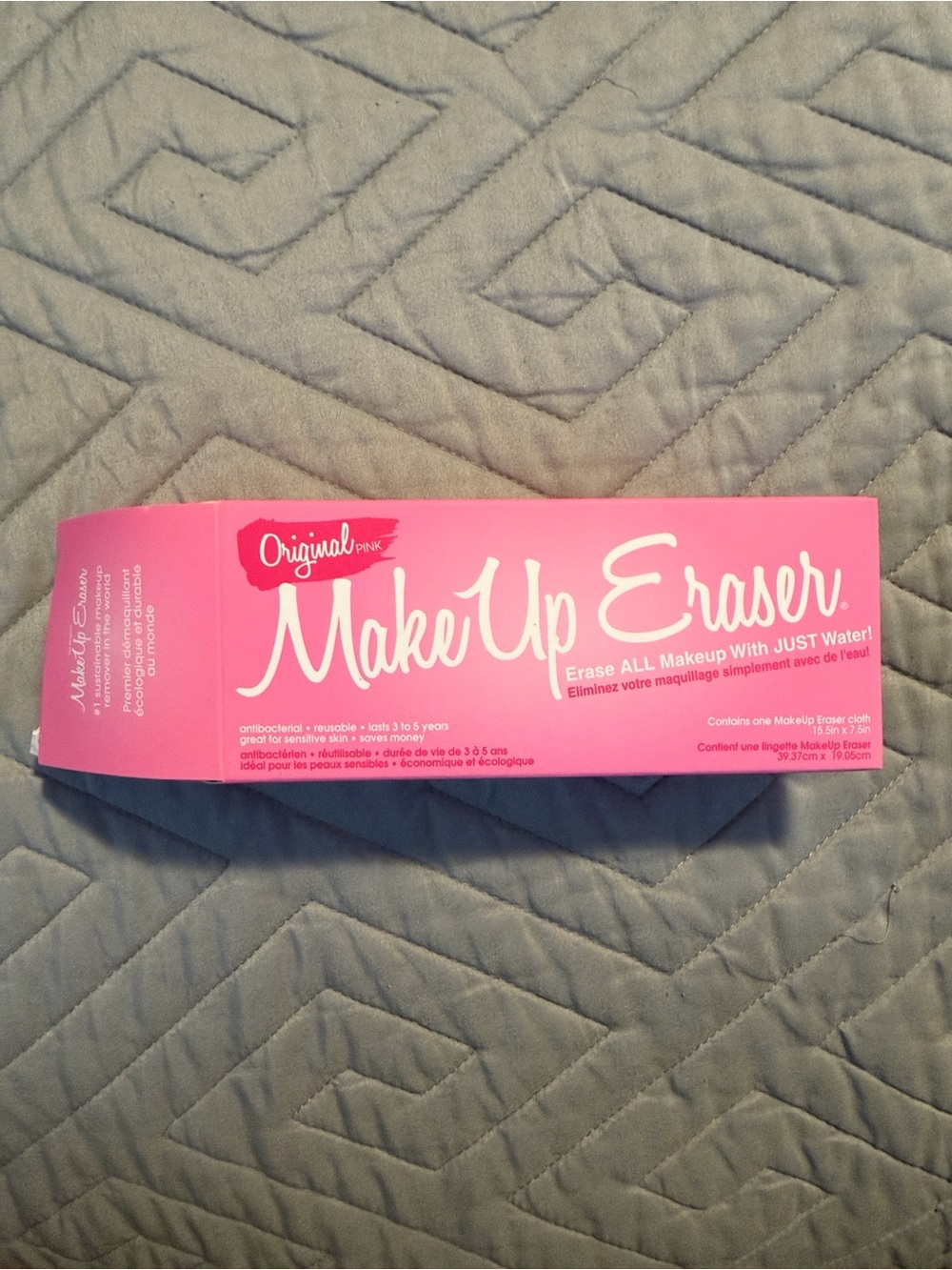 MakeUp Eraser Original Pink Reusable Makeup Remover Cloth - Bright Pink